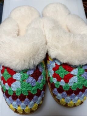 Emu Australia W11 M10 Jolie Sharky Crochet clog/slipper NWOT